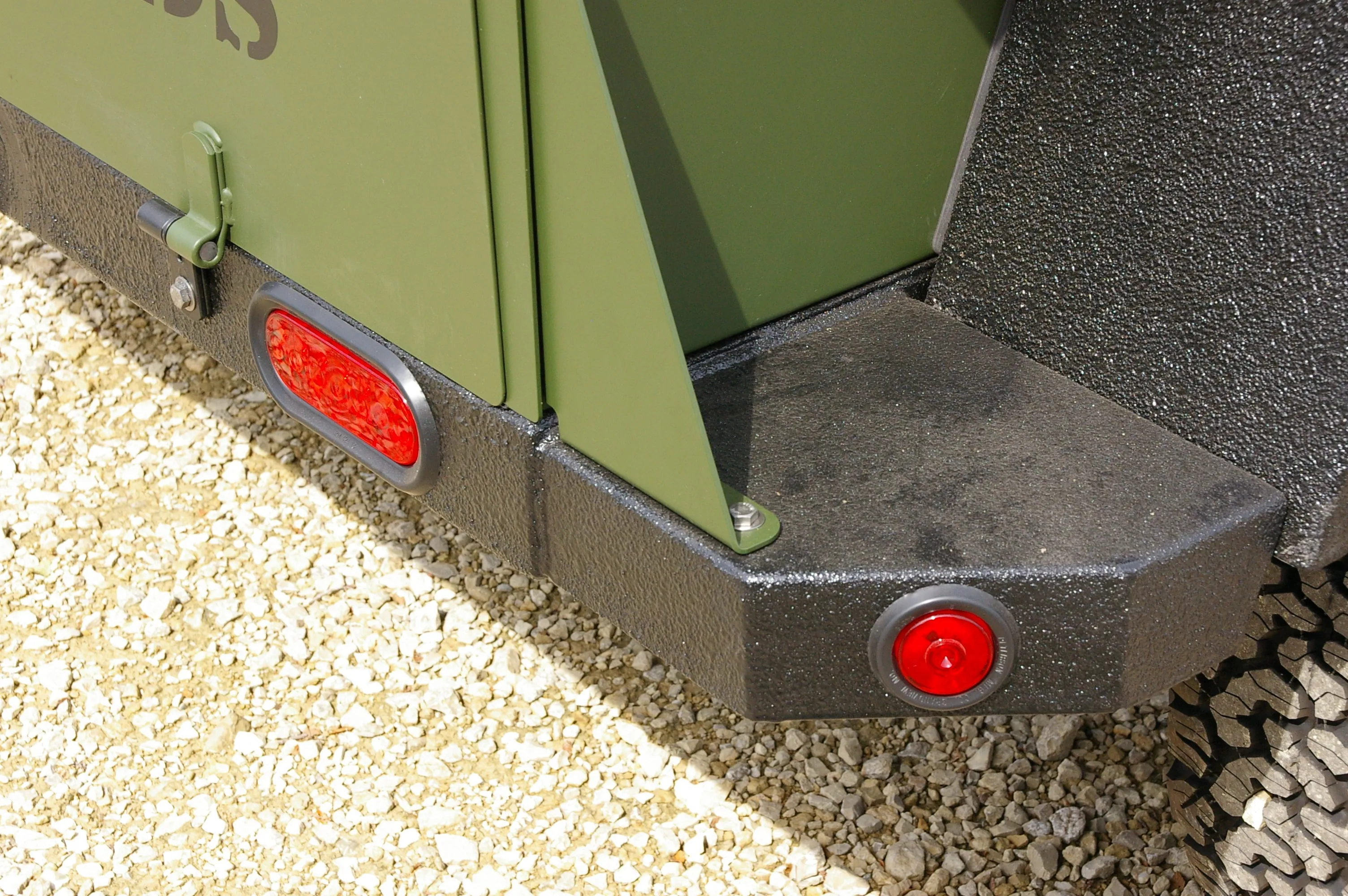 Rugged 'N Ready 72" Backwoods Trailer